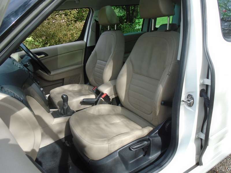 2014 SKODA YETI 2014 SKODA YETI
