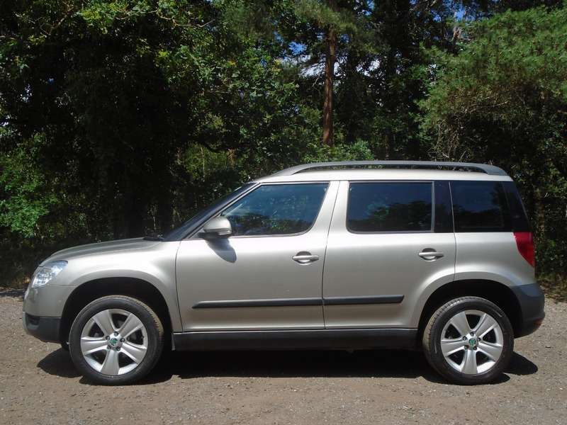2012 SKODA YETI 2012 SKODA YETI