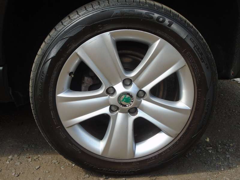 2013 SKODA YETI 2013 SKODA YETI