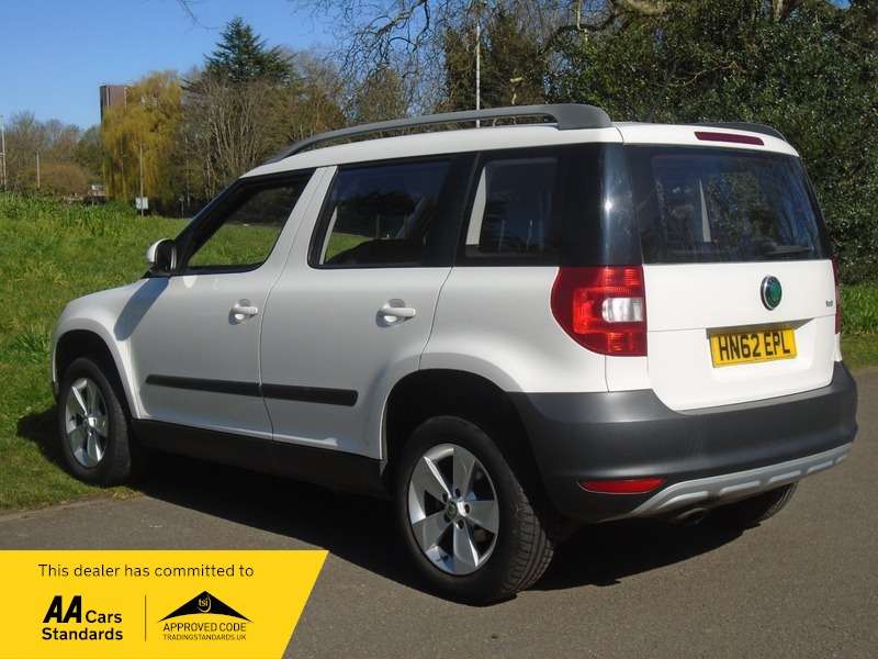 A 2012 SKODA YETI S TSI A 2012 SKODA YETI S TSI