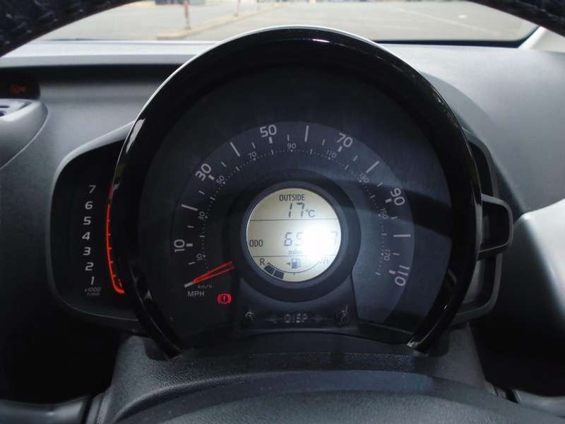 2016 TOYOTA AYGO 2016 TOYOTA AYGO
