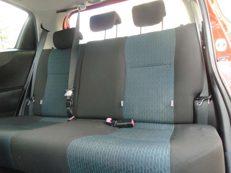 2012 TOYOTA YARIS 2012 TOYOTA YARIS