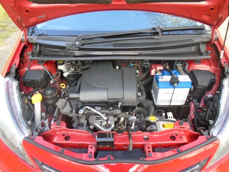 2012 TOYOTA YARIS 2012 TOYOTA YARIS