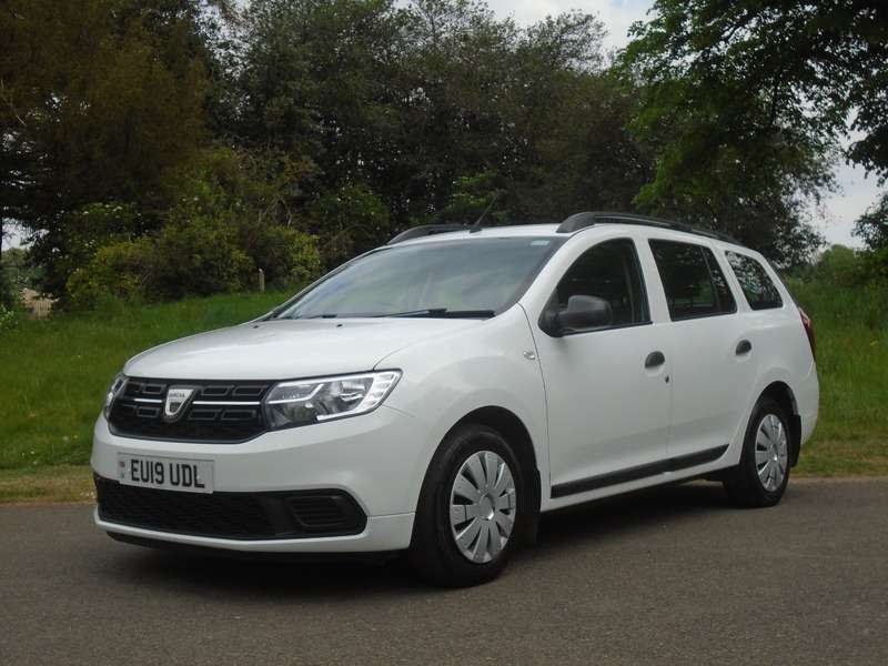 A 2019 DACIA LOGAN ESSENTIAL TCE A 2019 DACIA LOGAN ESSENTIAL TCE