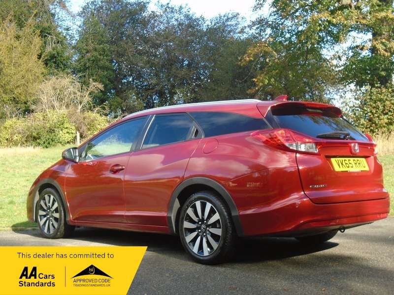 A 2015 HONDA CIVIC I-VTEC SR TOURER A 2015 HONDA CIVIC I-VTEC SR TOURER