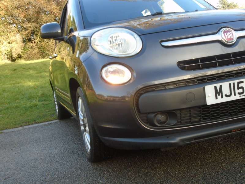 2015 FIAT 500L 2015 FIAT 500L