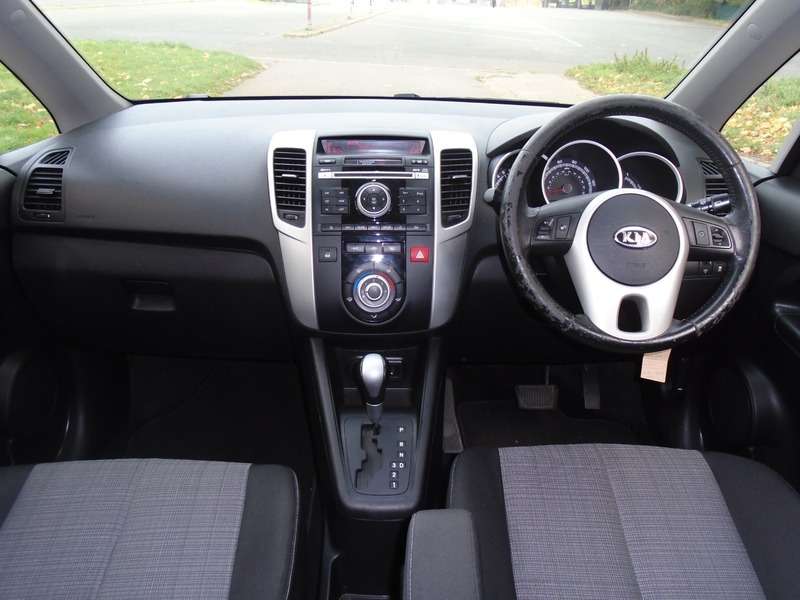 2011 KIA VENGA 2011 KIA VENGA
