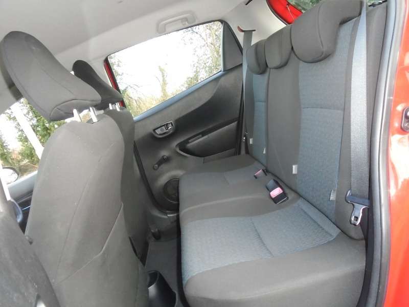 2013 TOYOTA YARIS 2013 TOYOTA YARIS