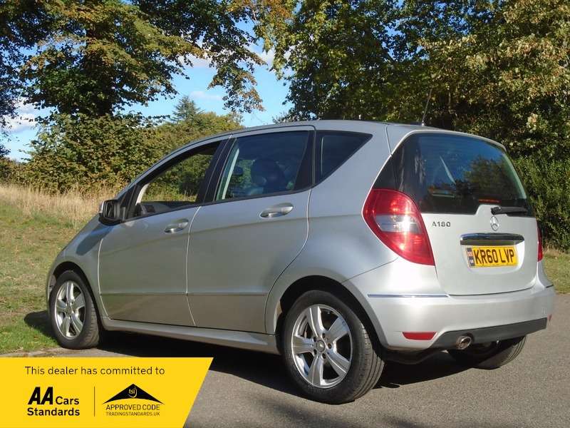 A 2011 MERCEDES A CLASS A180 BLUEEFFICIENCY AVANTGARDE SE A 2011 MERCEDES A CLASS A180 BLUEEFFICIENCY AVANTGARDE SE