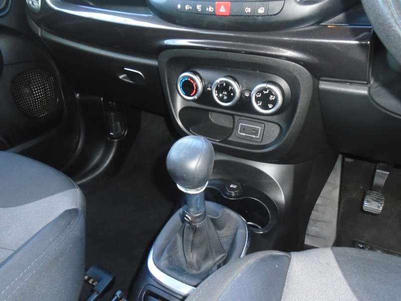 2015 FIAT 500L 2015 FIAT 500L