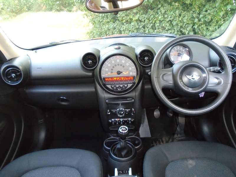 2015 MINI COUNTRYMAN 2015 MINI COUNTRYMAN