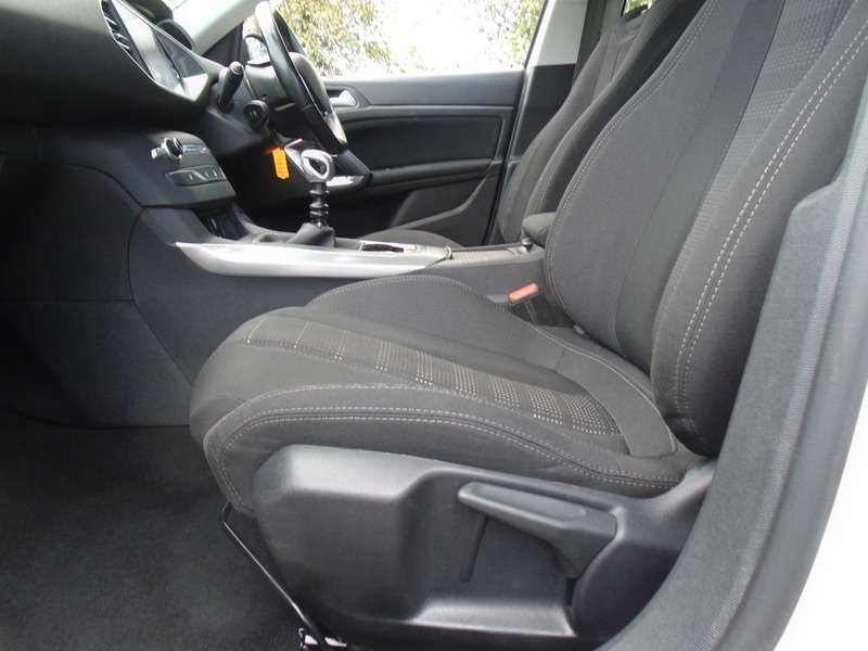 2016 PEUGEOT 308 2016 PEUGEOT 308