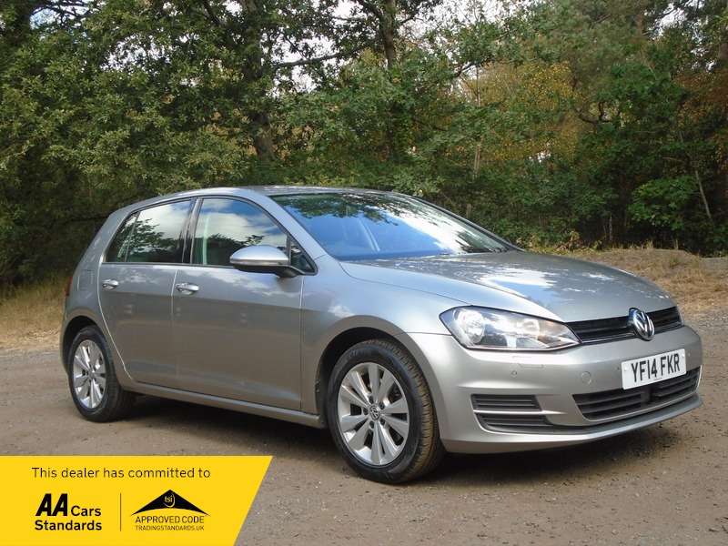 A 2014 VOLKSWAGEN GOLF SE TSI BLUEMOTION TECHNOLOGY DSG A 2014 VOLKSWAGEN GOLF SE TSI BLUEMOTION TECHNOLOGY DSG