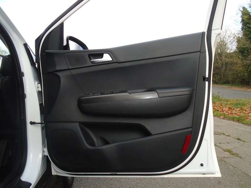 2019 KIA SPORTAGE 2019 KIA SPORTAGE