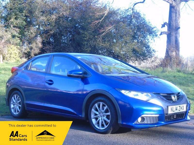 A 2014 HONDA CIVIC I-VTEC ES-T A 2014 HONDA CIVIC I-VTEC ES-T