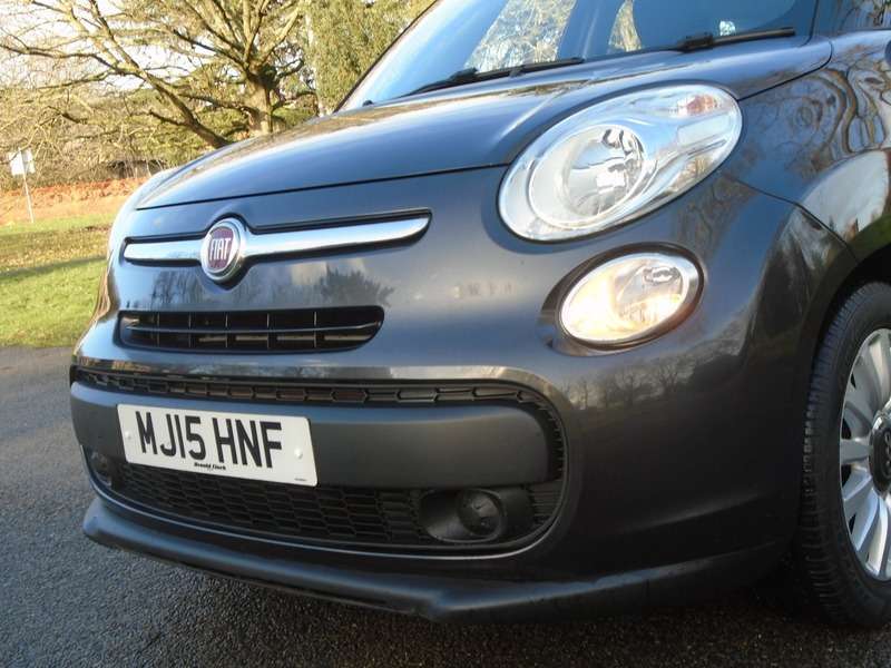 2015 FIAT 500L 2015 FIAT 500L