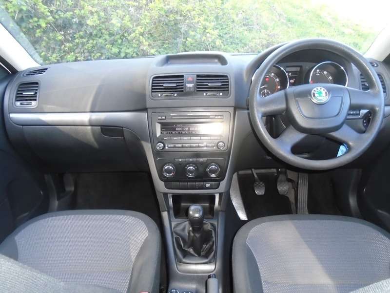 2012 SKODA YETI 2012 SKODA YETI