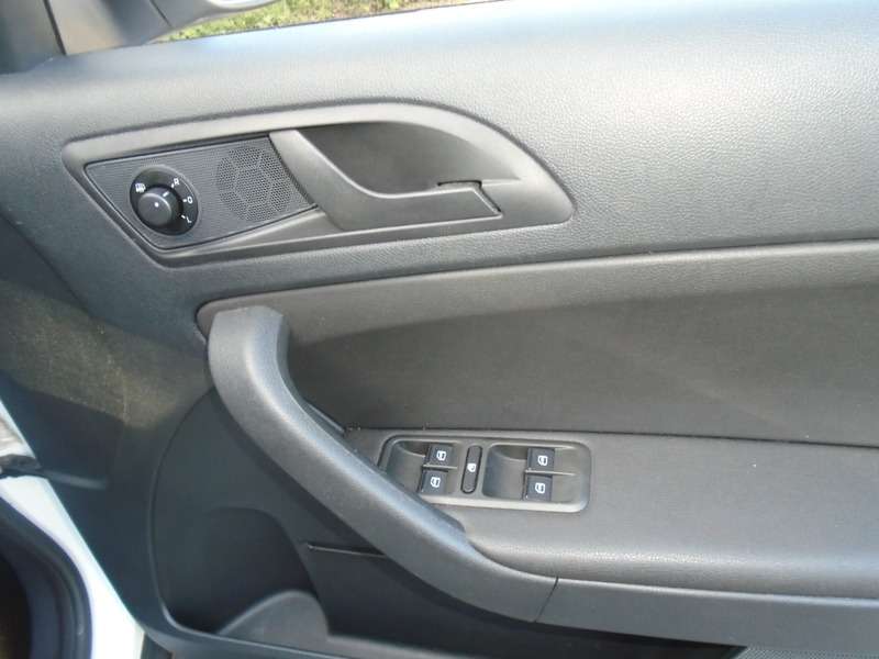 2012 SKODA YETI 2012 SKODA YETI