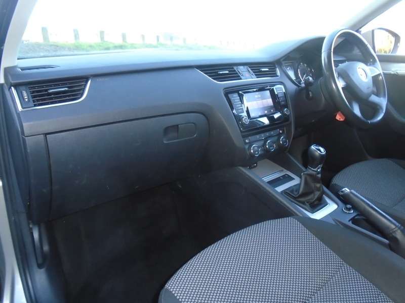 2013 SKODA OCTAVIA 2013 SKODA OCTAVIA