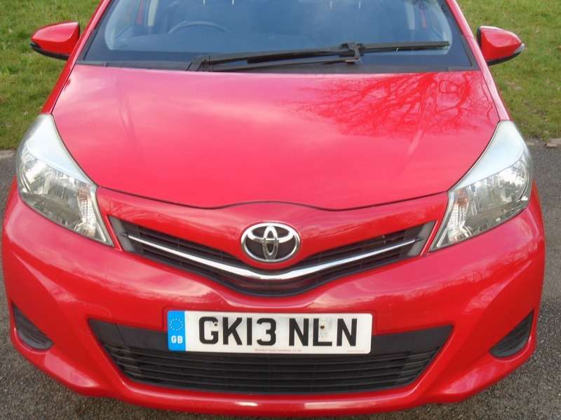 2013 TOYOTA YARIS 2013 TOYOTA YARIS