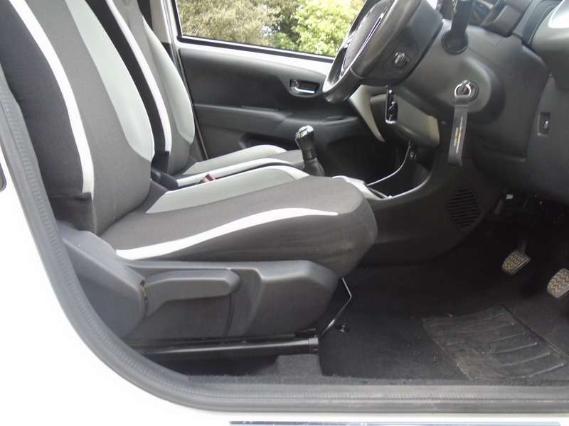 2016 TOYOTA AYGO 2016 TOYOTA AYGO