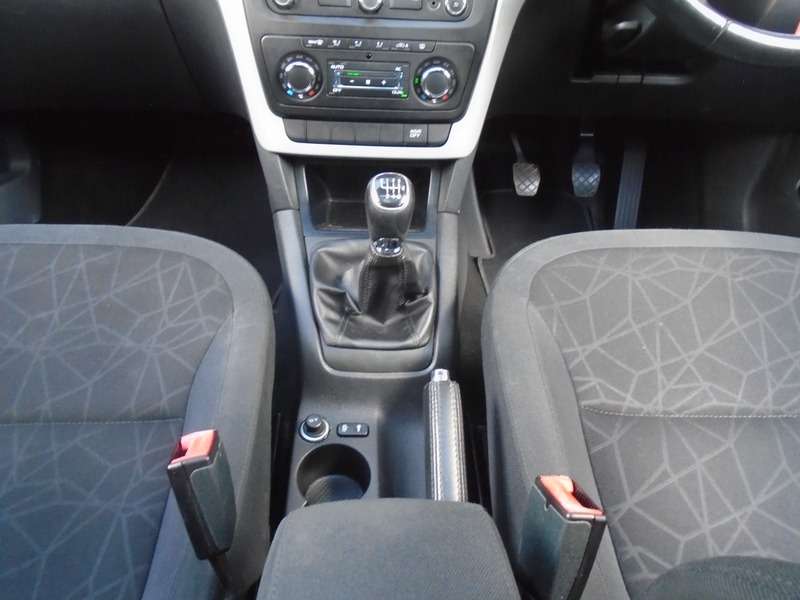 2013 SKODA YETI 2013 SKODA YETI