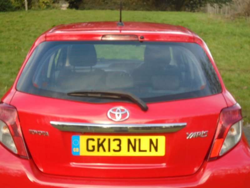 2013 TOYOTA YARIS 2013 TOYOTA YARIS