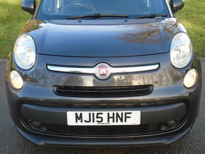 2015 FIAT 500L 2015 FIAT 500L