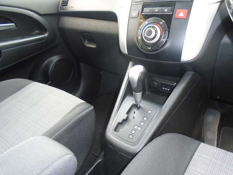 2011 KIA VENGA 2011 KIA VENGA