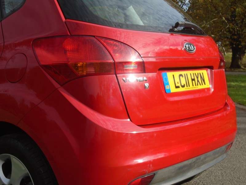 2011 KIA VENGA 2011 KIA VENGA