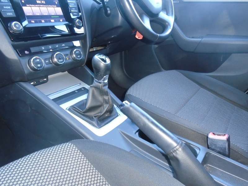 2013 SKODA OCTAVIA 2013 SKODA OCTAVIA