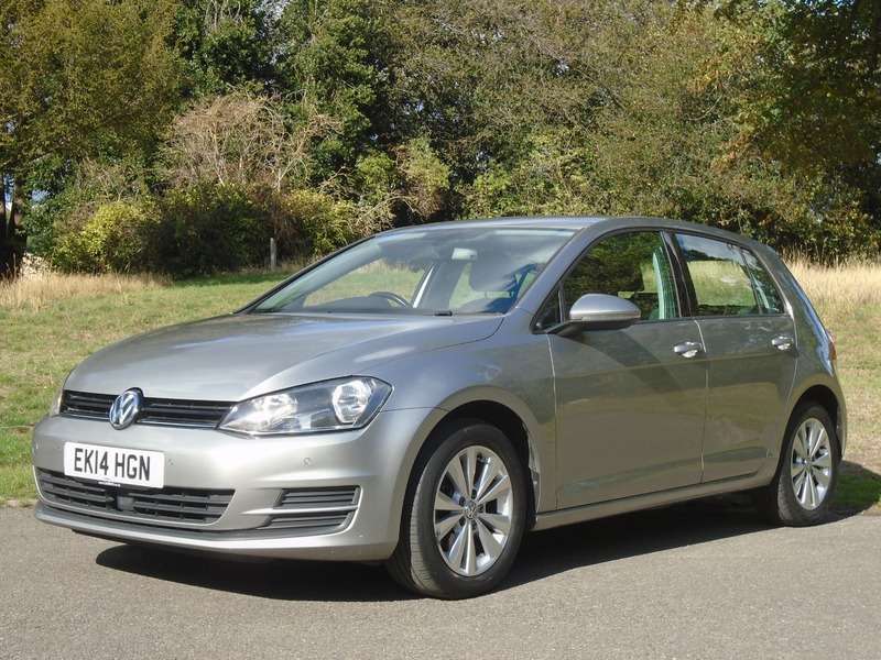 A 2014 VOLKSWAGEN GOLF SE TSI BLUEMOTION TECHNOLOGY DSG A 2014 VOLKSWAGEN GOLF SE TSI BLUEMOTION TECHNOLOGY DSG