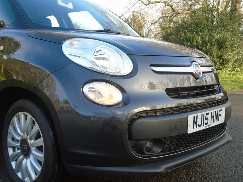 2015 FIAT 500L 2015 FIAT 500L