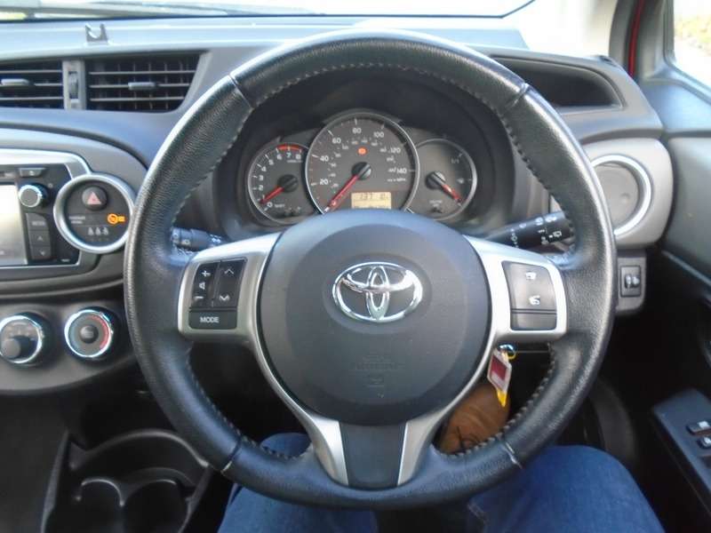 2013 TOYOTA YARIS 2013 TOYOTA YARIS