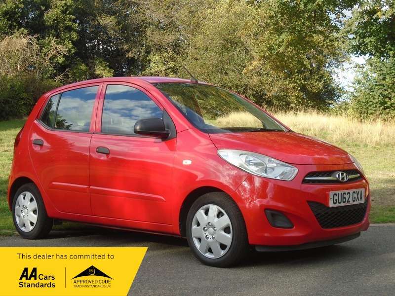 A 2012 HYUNDAI I10 CLASSIC A 2012 HYUNDAI I10 CLASSIC