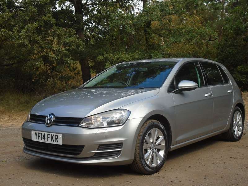 A 2014 VOLKSWAGEN GOLF SE TSI BLUEMOTION TECHNOLOGY DSG A 2014 VOLKSWAGEN GOLF SE TSI BLUEMOTION TECHNOLOGY DSG