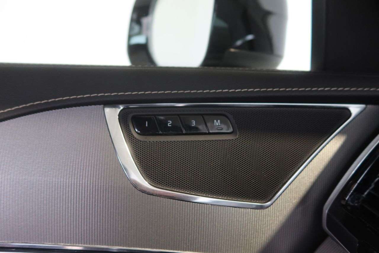 2021 VOLVO XC90 2021 VOLVO XC90