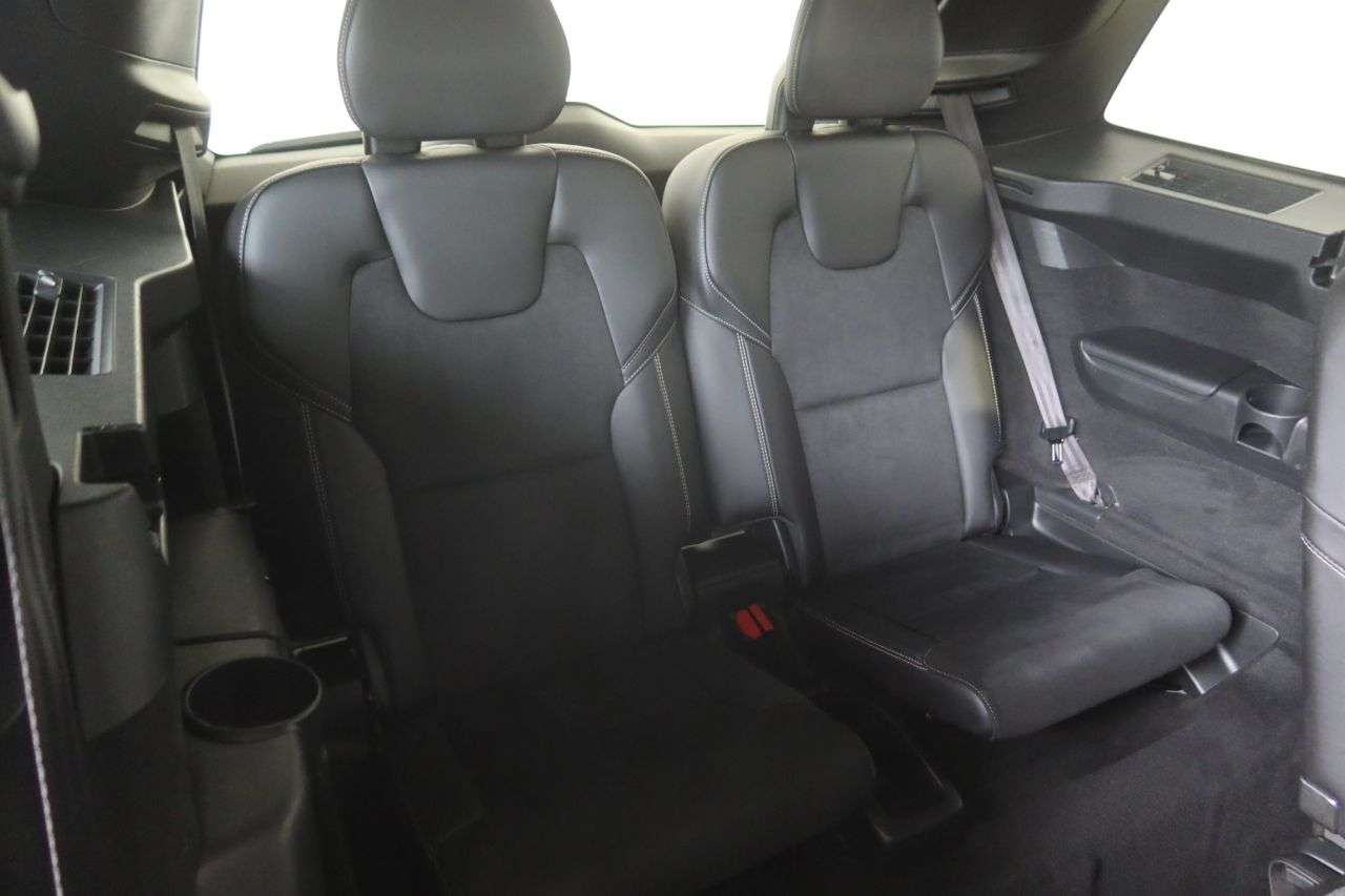 2021 VOLVO XC90 2021 VOLVO XC90