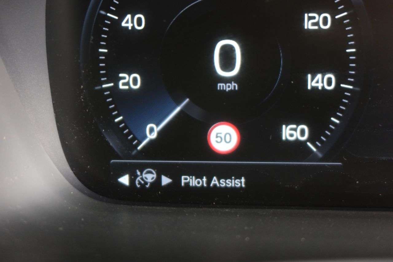 2021 VOLVO XC90 2021 VOLVO XC90