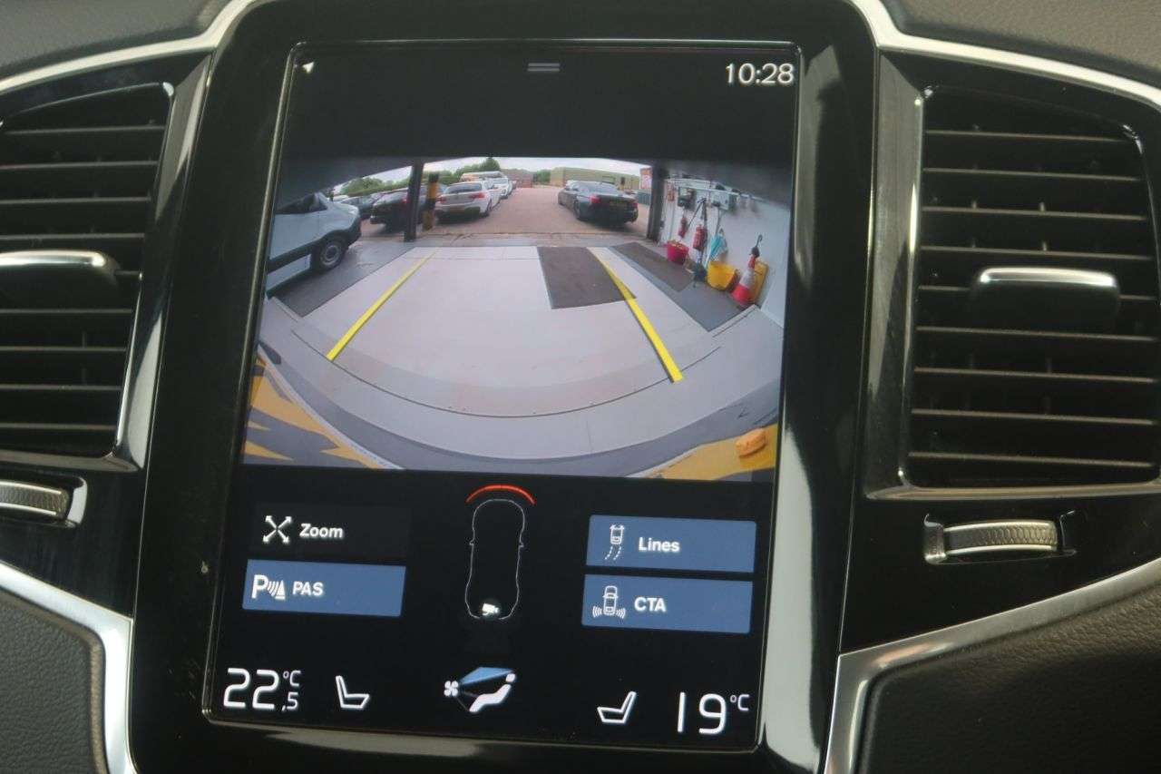 2022 VOLVO XC90 2022 VOLVO XC90