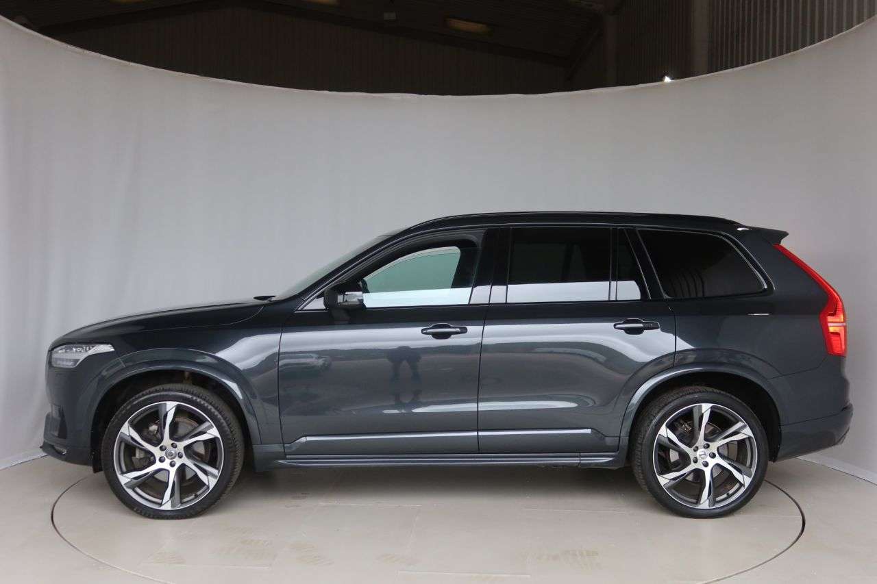 2022 VOLVO XC90 2022 VOLVO XC90
