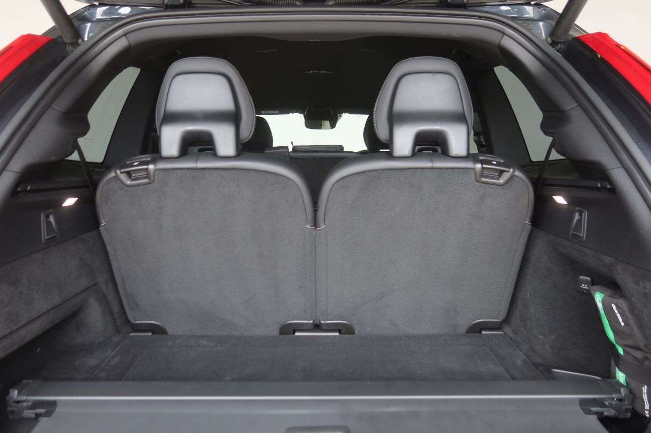 2022 VOLVO XC90 2022 VOLVO XC90