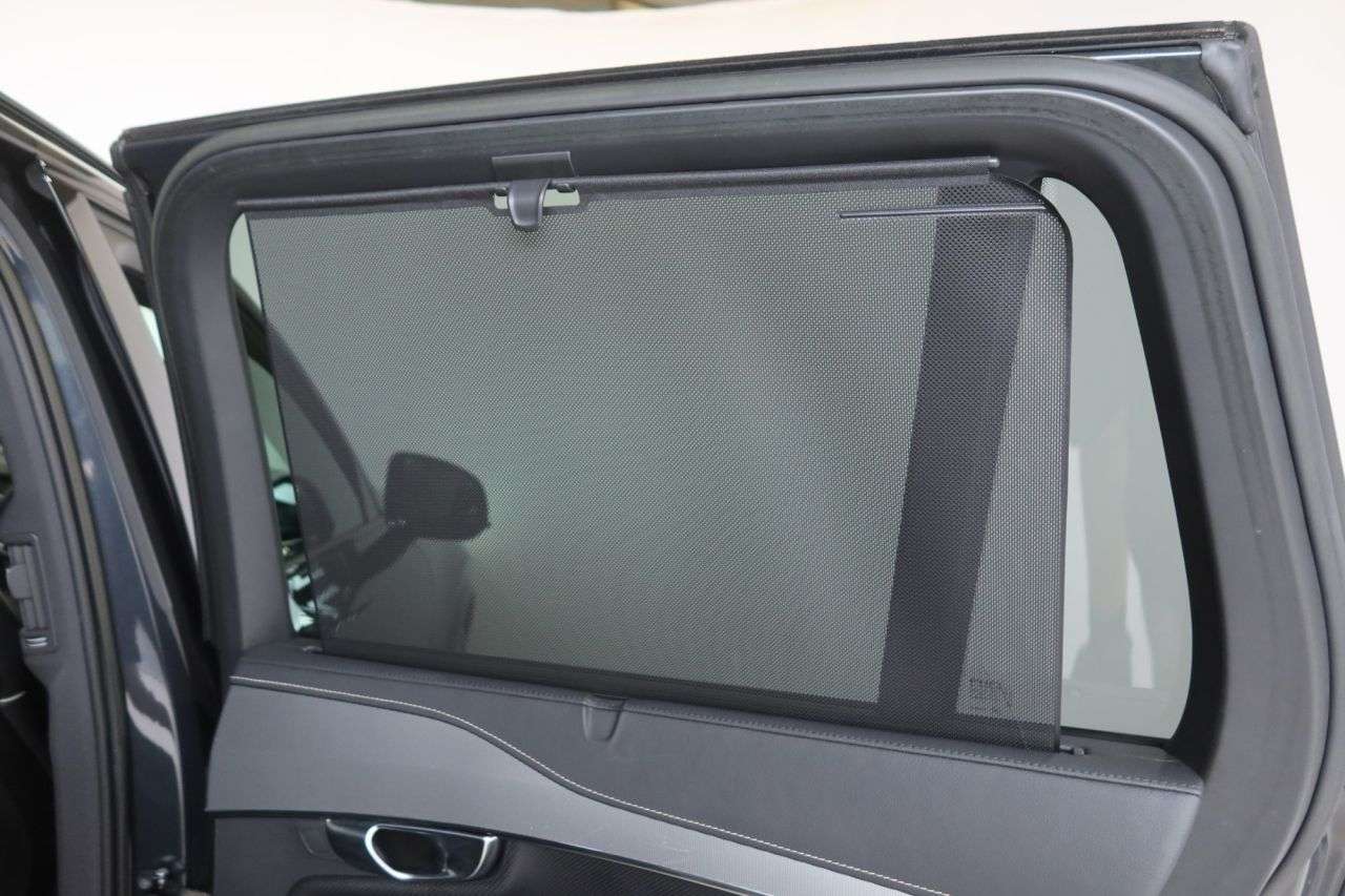 2022 VOLVO XC90 2022 VOLVO XC90