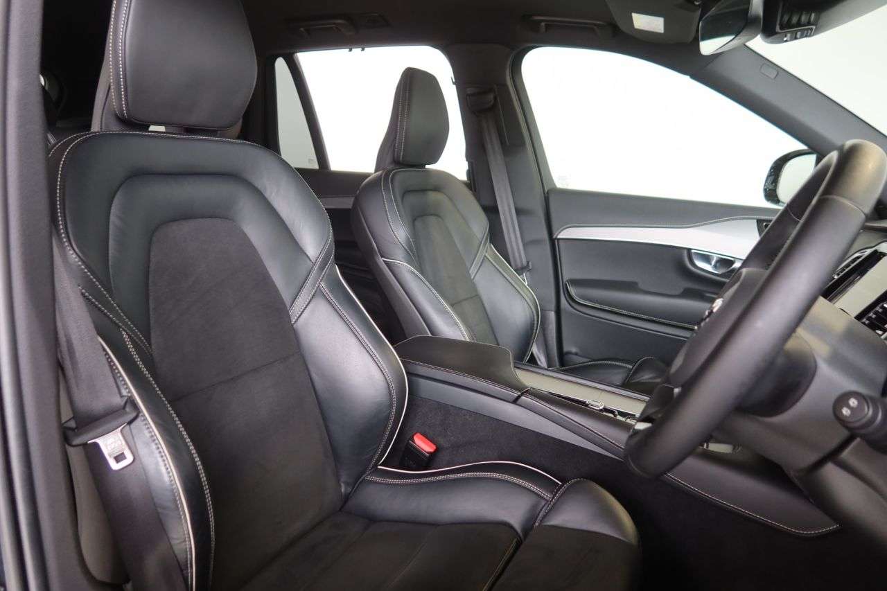 2022 VOLVO XC90 2022 VOLVO XC90