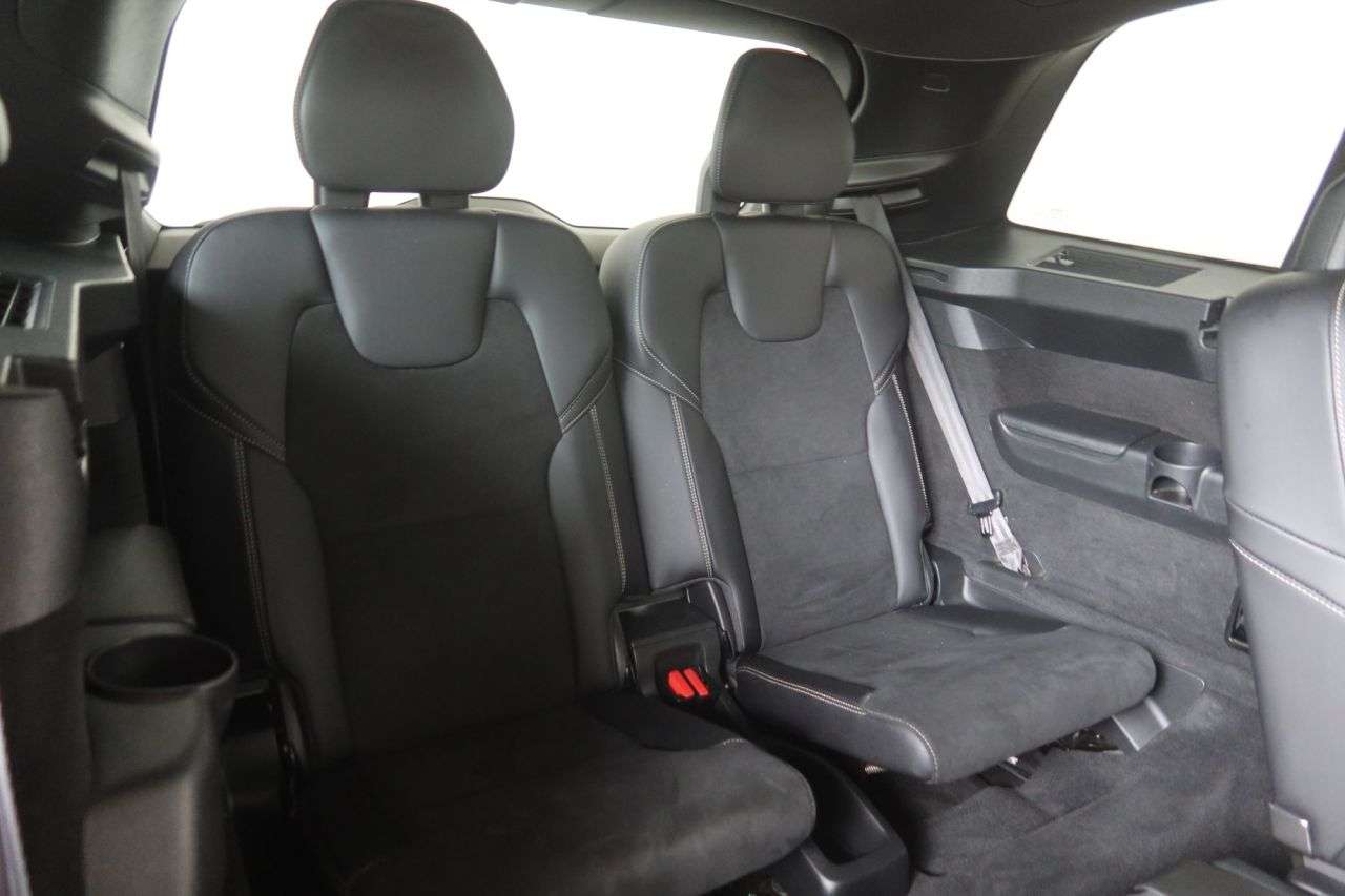 2022 VOLVO XC90 2022 VOLVO XC90