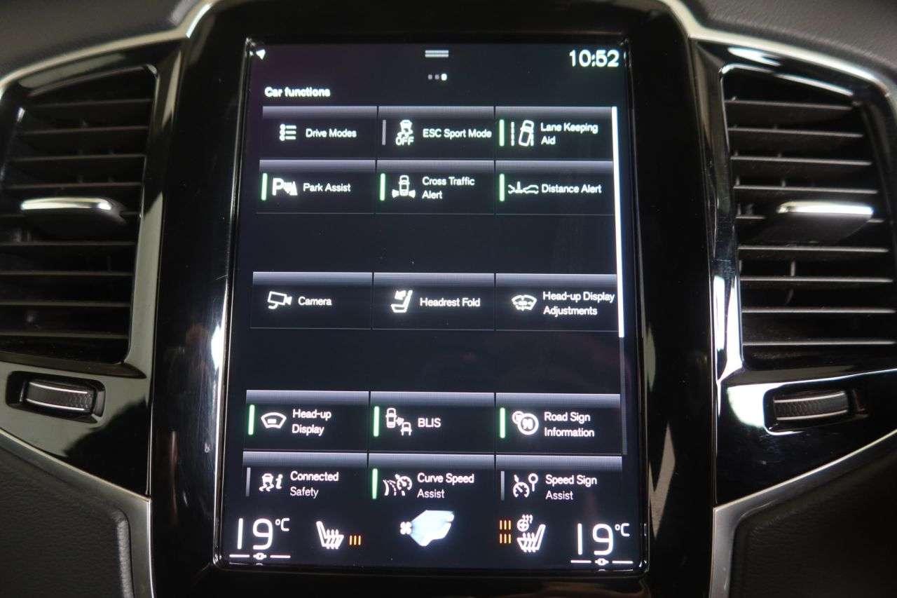 2022 VOLVO XC90 2022 VOLVO XC90