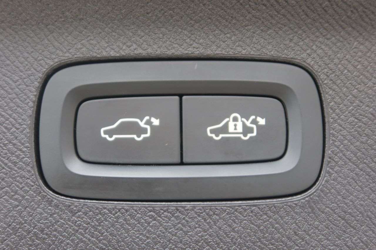 2021 VOLVO XC90 2021 VOLVO XC90