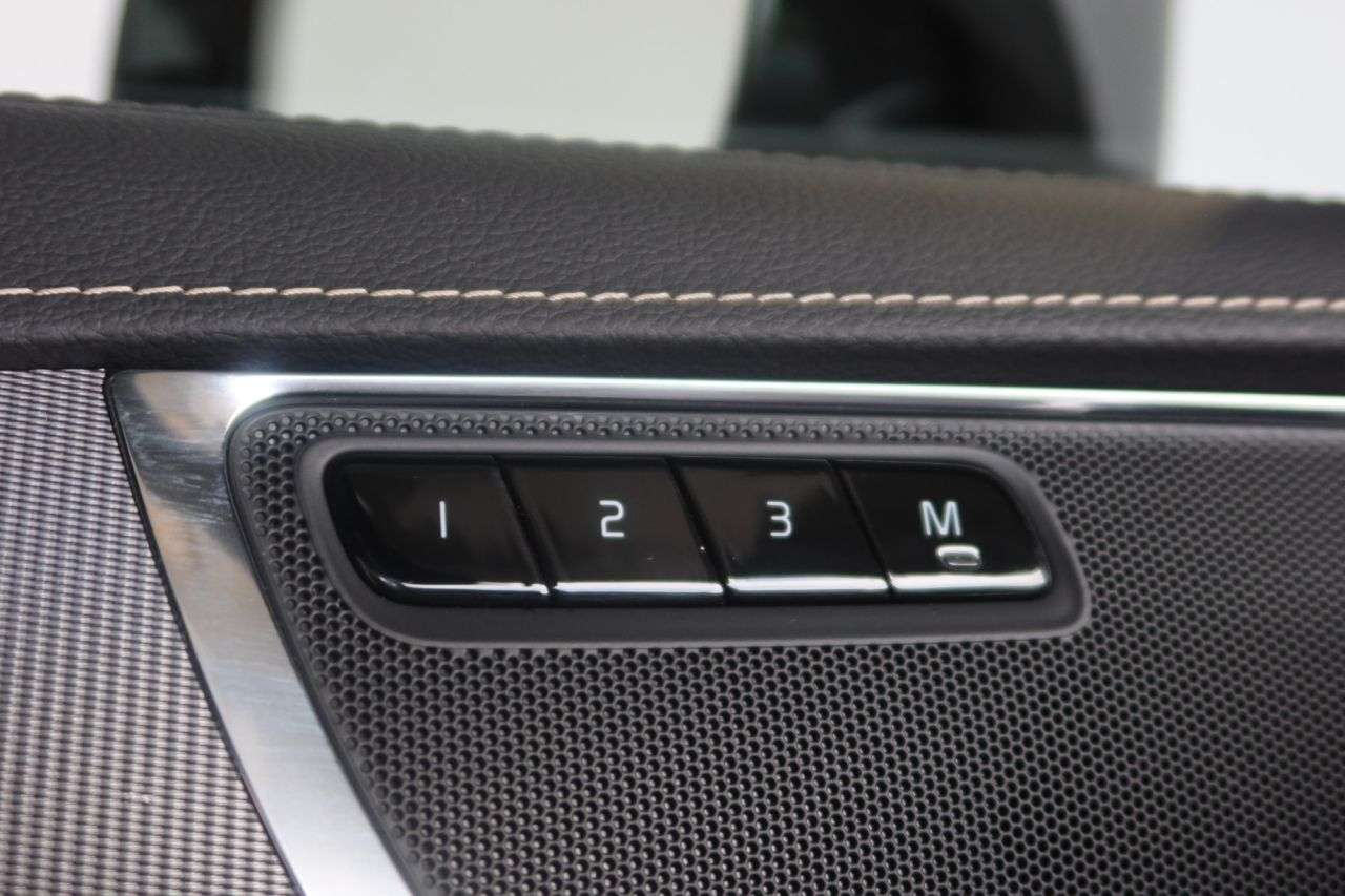 2022 VOLVO XC90 2022 VOLVO XC90