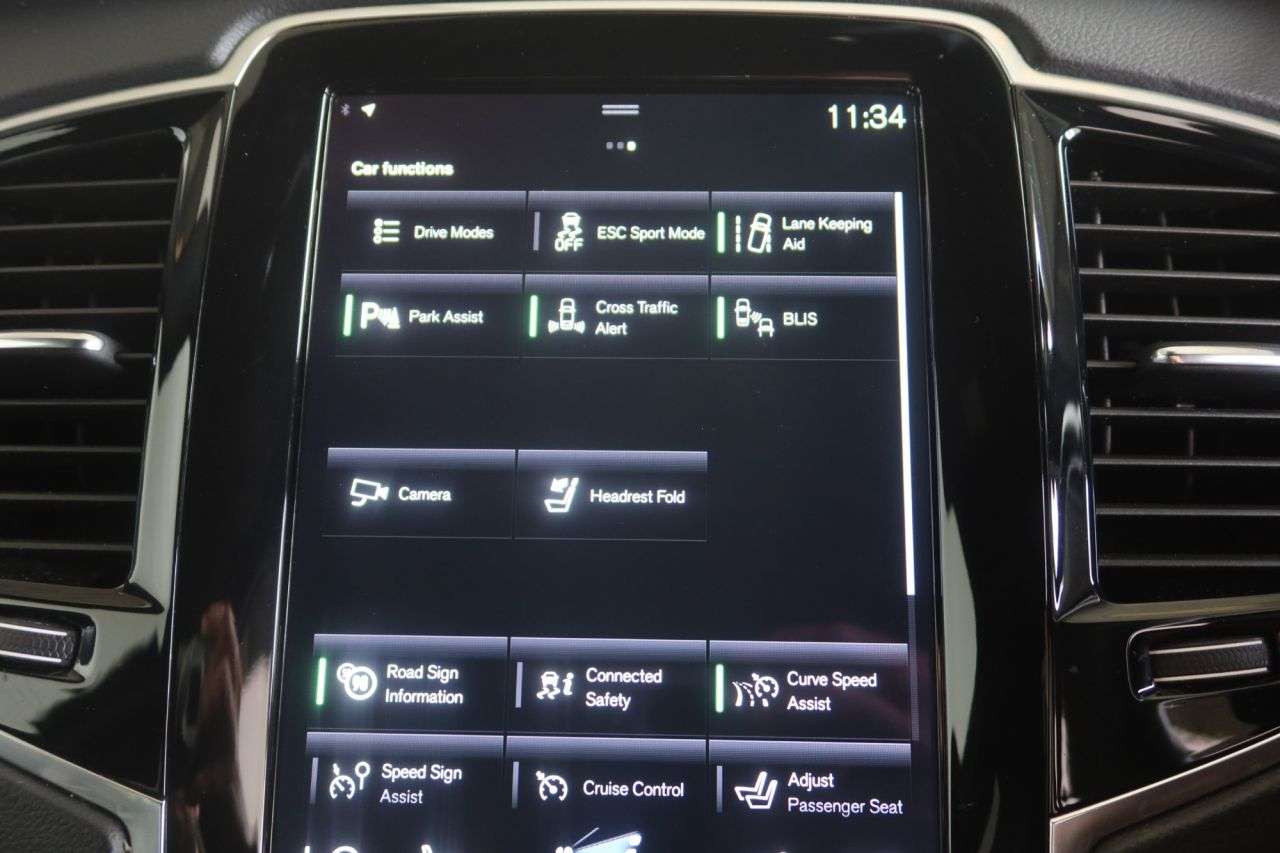 2022 VOLVO XC90 2022 VOLVO XC90