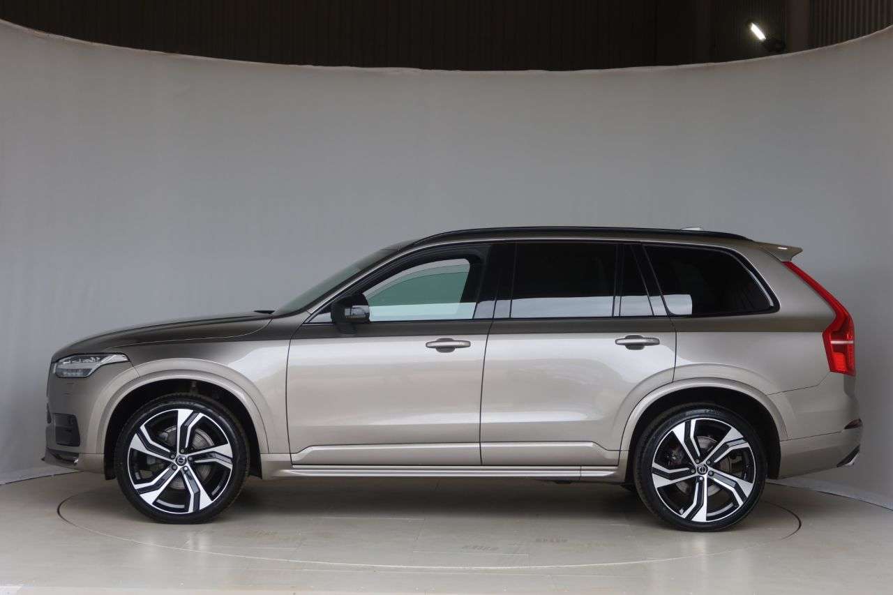 2021 VOLVO XC90 2021 VOLVO XC90